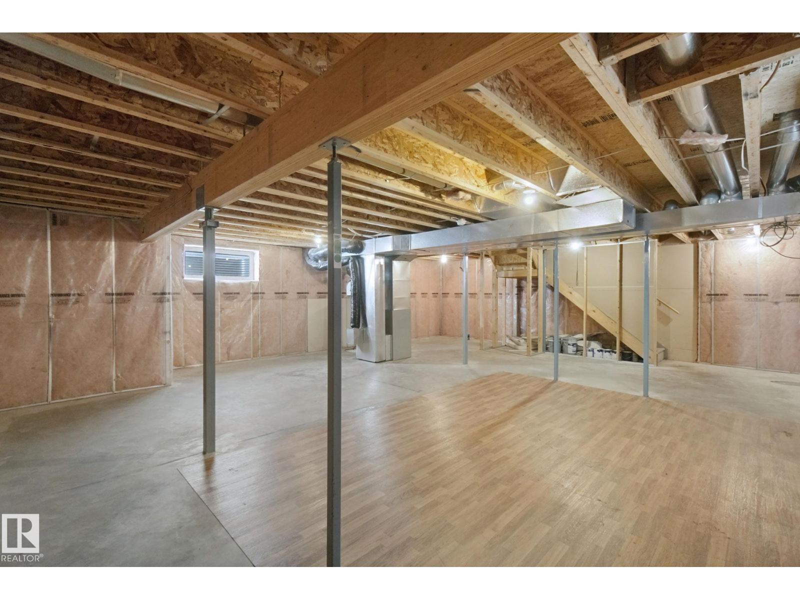 20420 56 Av Nw Property Photo 43