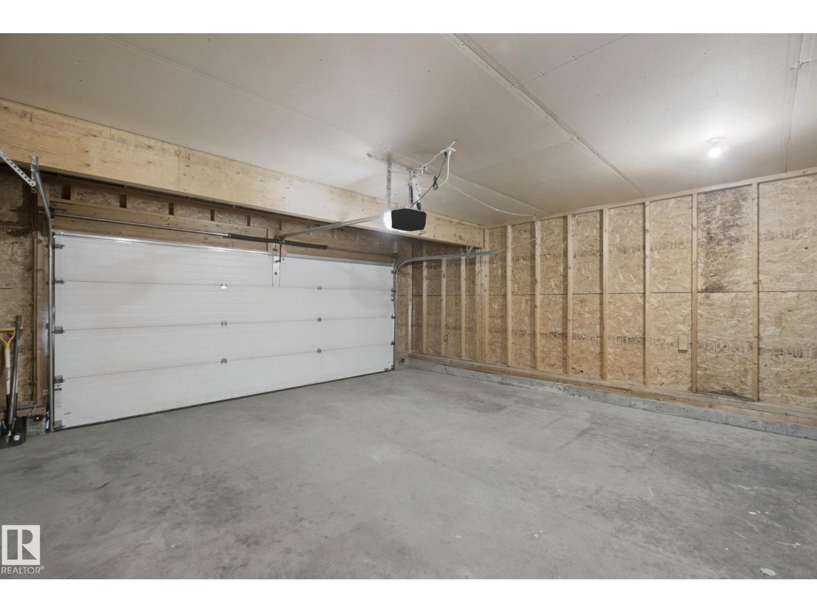 20420 56 Av Nw Property Photo 44