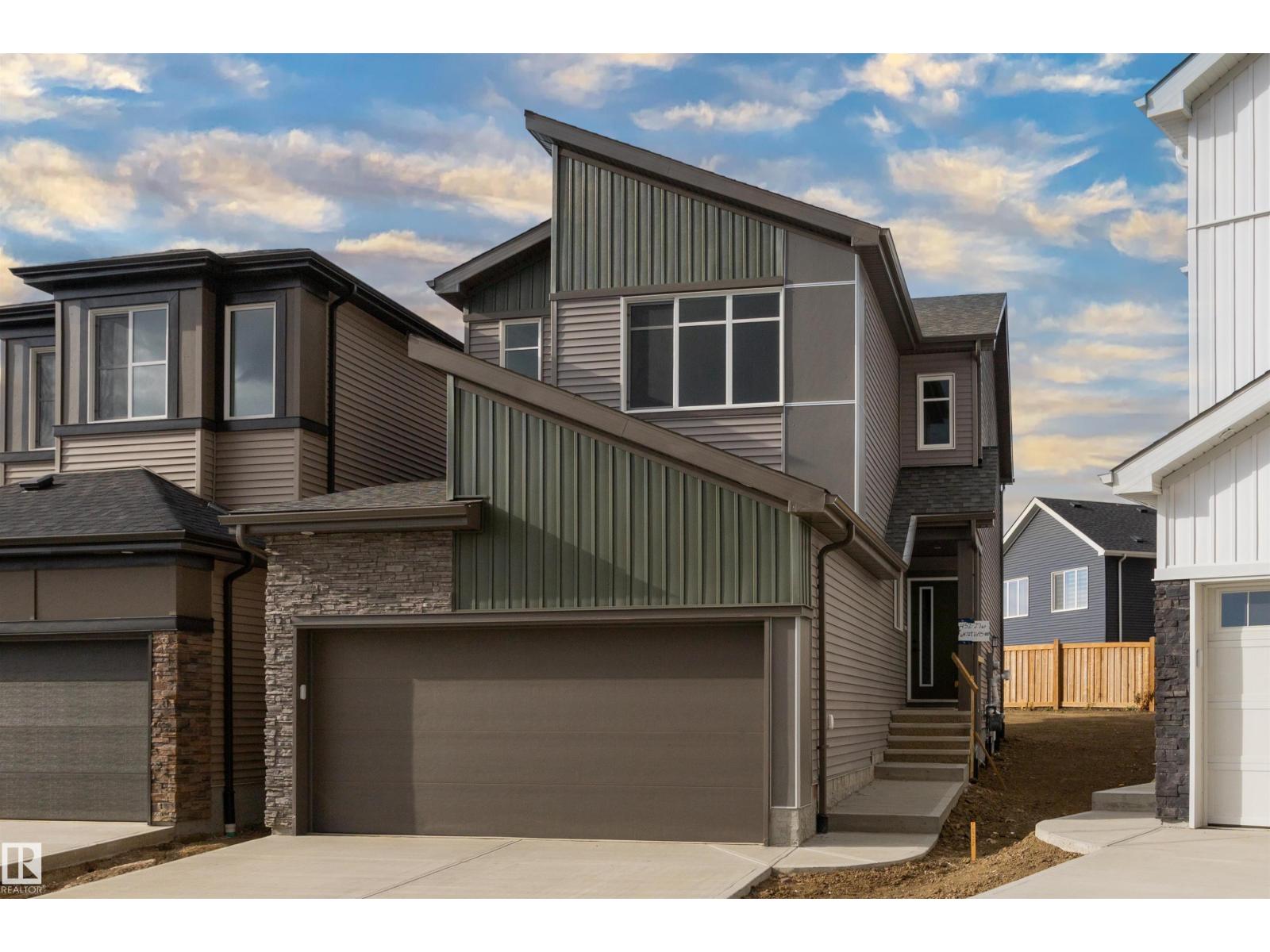 432 27 St Sw Property Photo 1