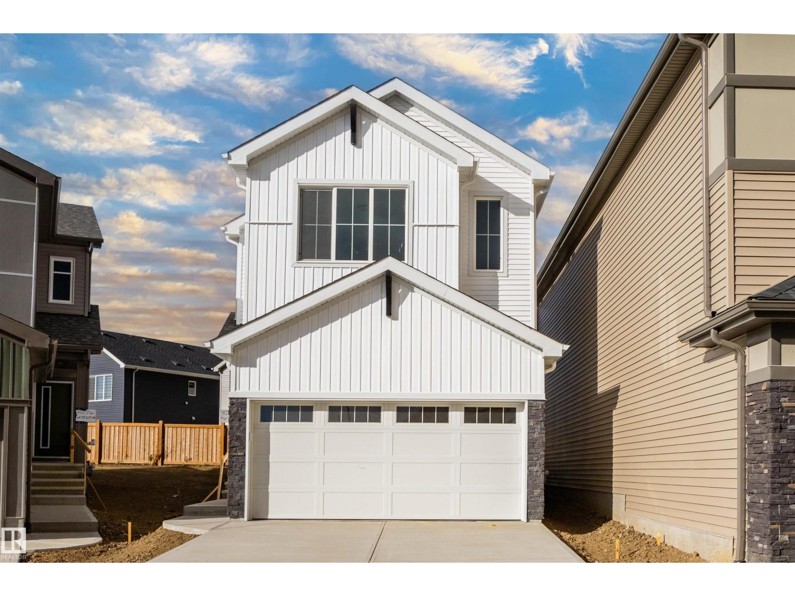 428 27 ST SW Property Photo 1