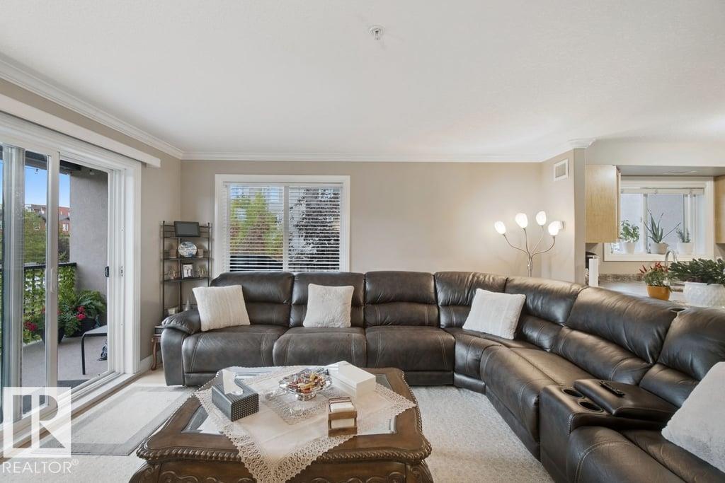 #212 13005 140 Av Nw Property Photo 8