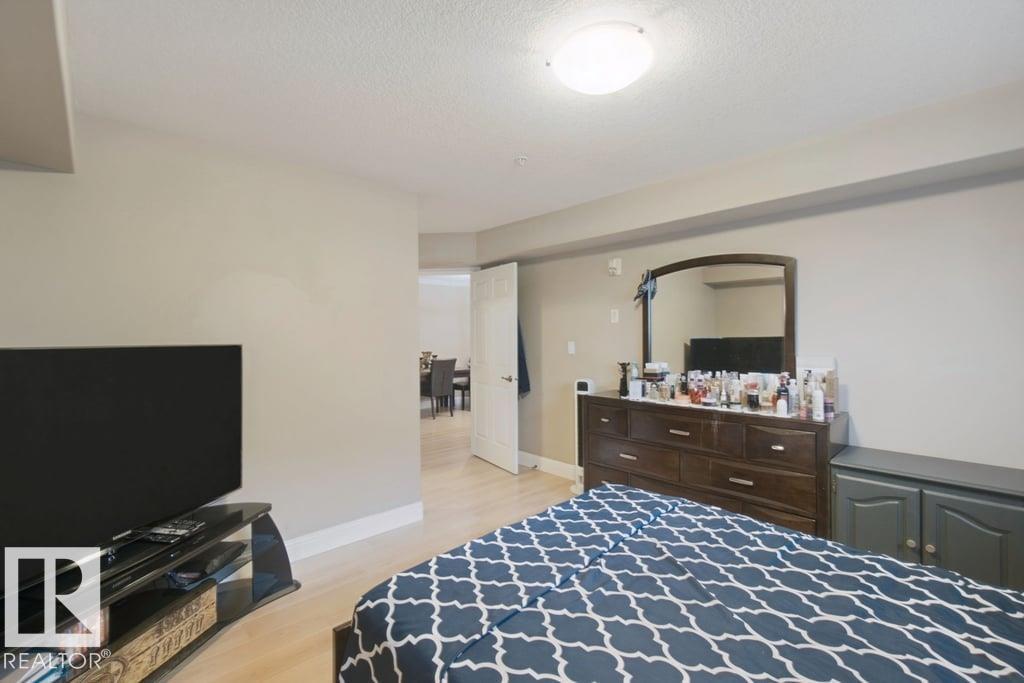 #212 13005 140 Av Nw Property Photo 21