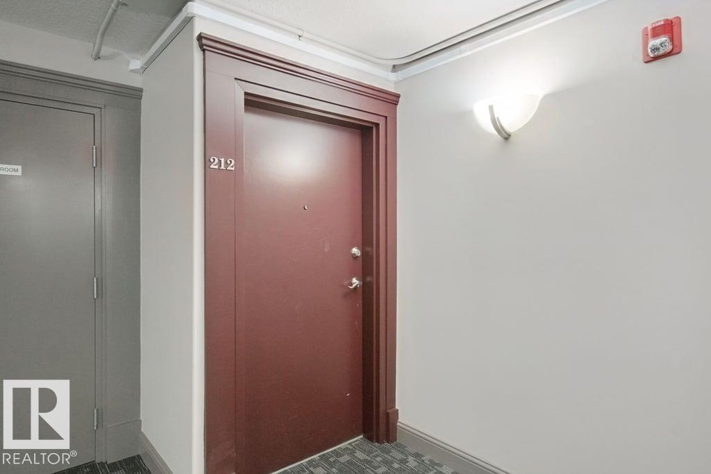 #212 13005 140 Av Nw Property Photo 31