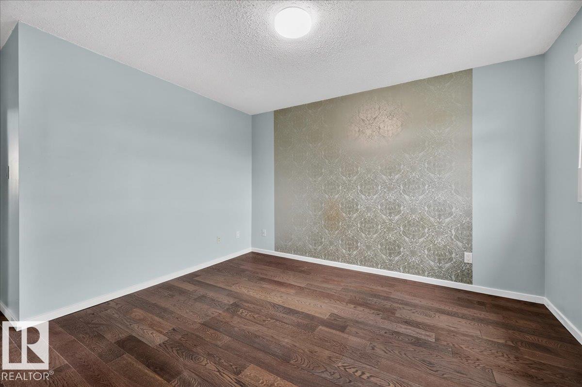 #9 3115 119 St Nw Property Photo 38