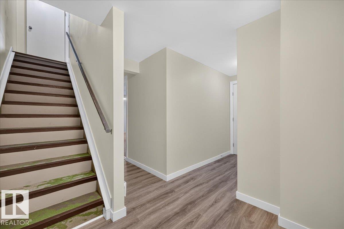 #9 3115 119 St Nw Property Photo 39