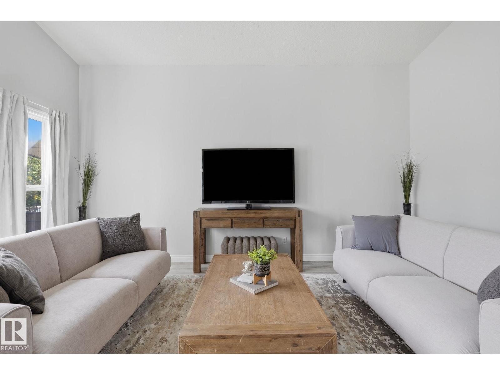 6431 180 St Nw Property Photo 5