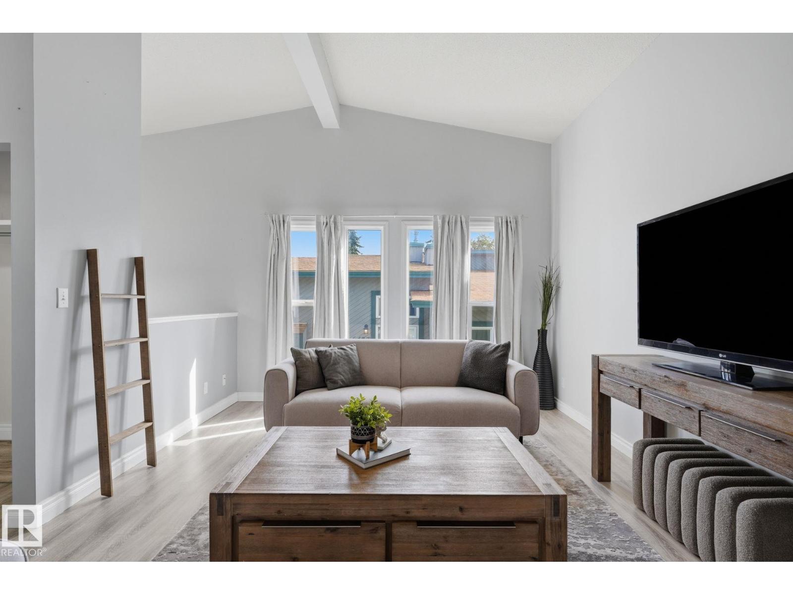 6431 180 St Nw Property Photo 9