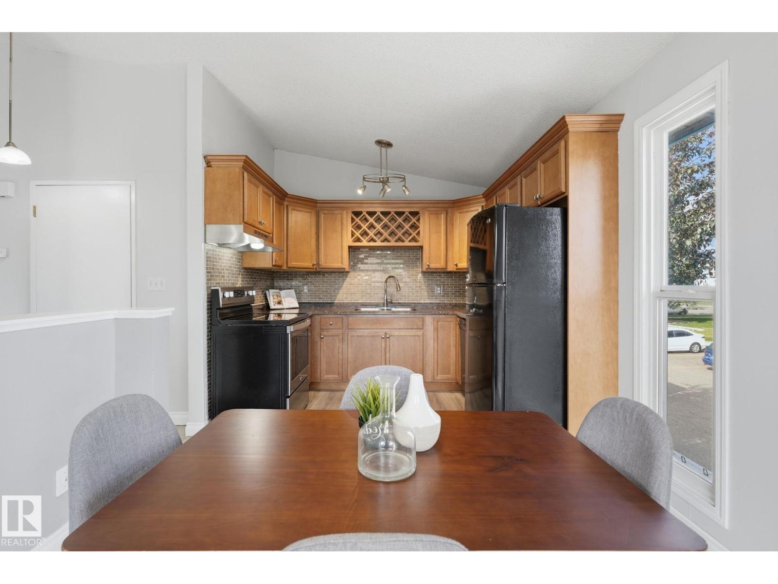 6431 180 St Nw Property Photo 11