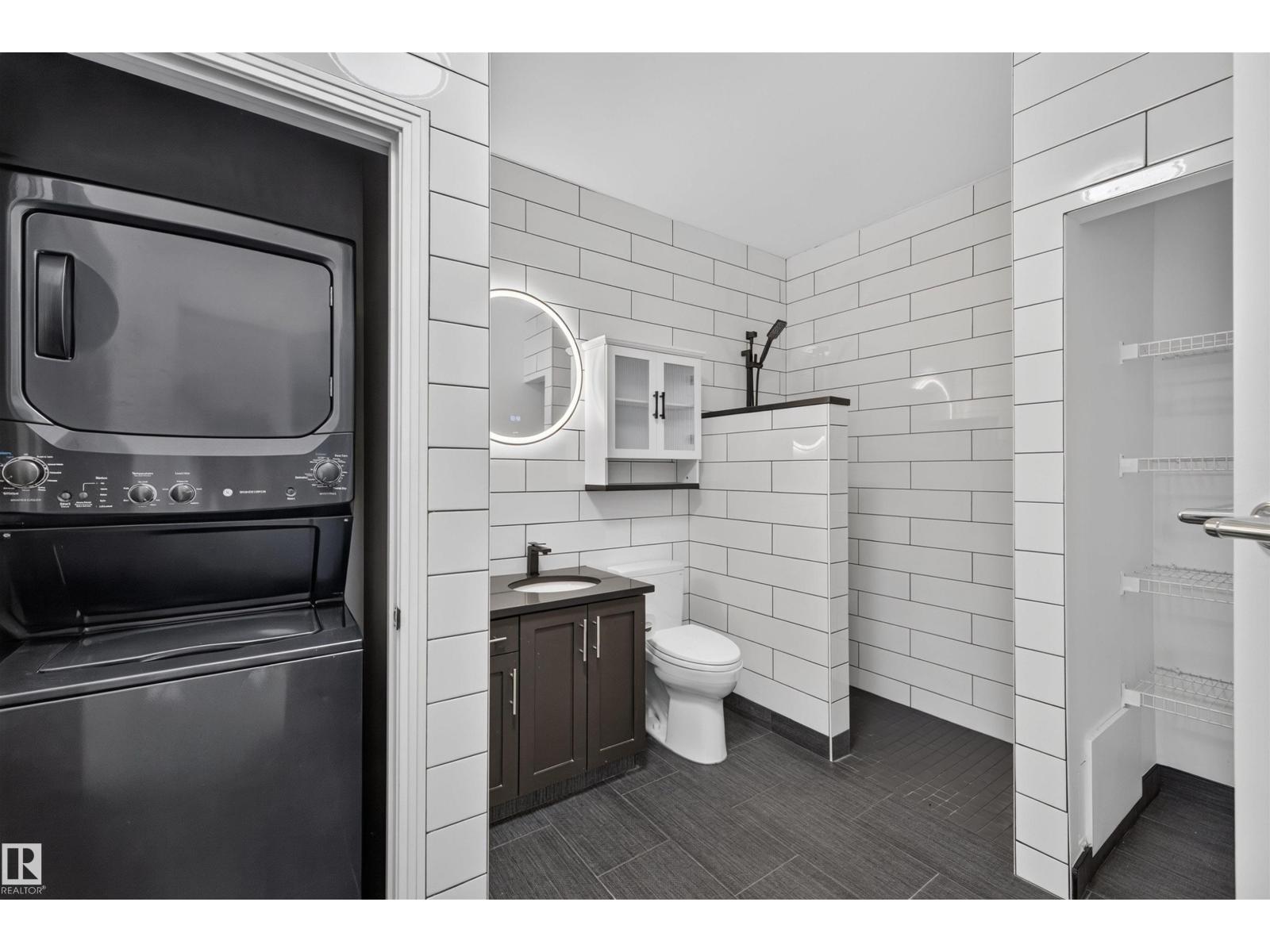 #412 9503 101 Av Nw Property Photo 4