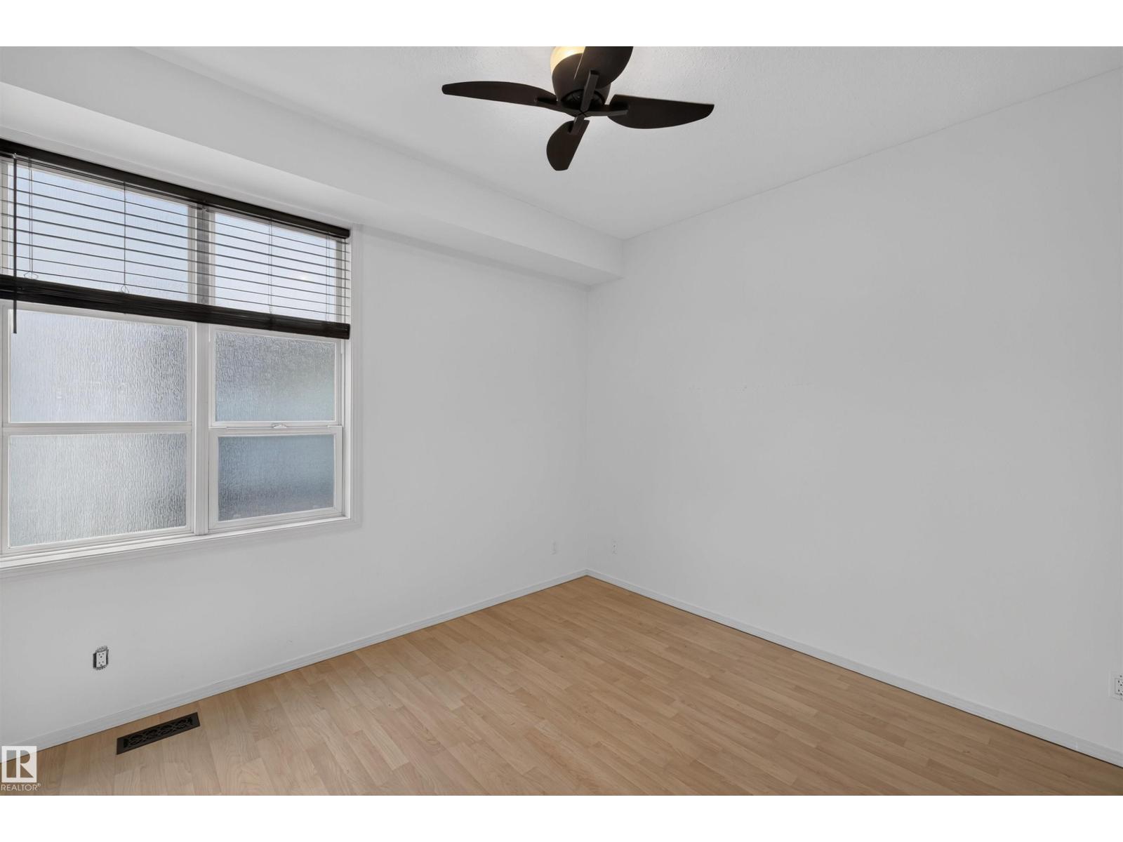 #412 9503 101 Av Nw Property Photo 7