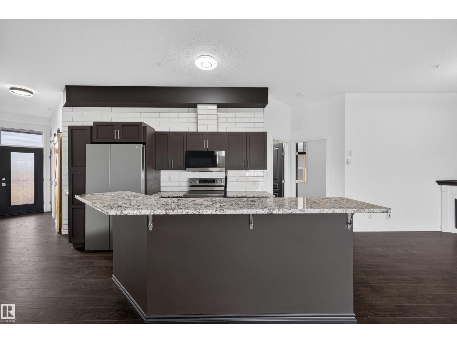 #412 9503 101 Av Nw Property Photo 21