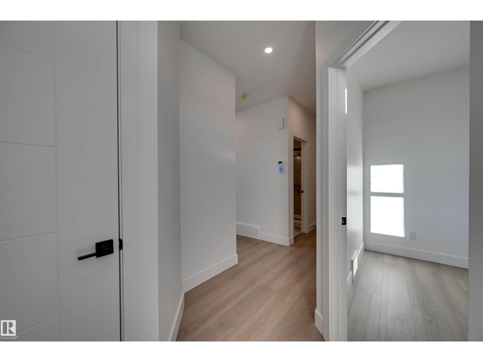 194 Elliott Wd Property Photo 5