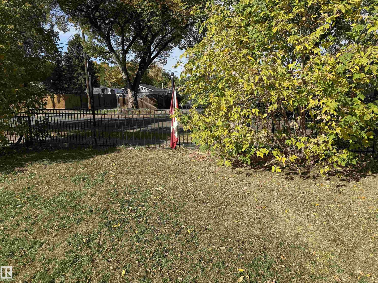 11942 37 St Nw Property Photo 46