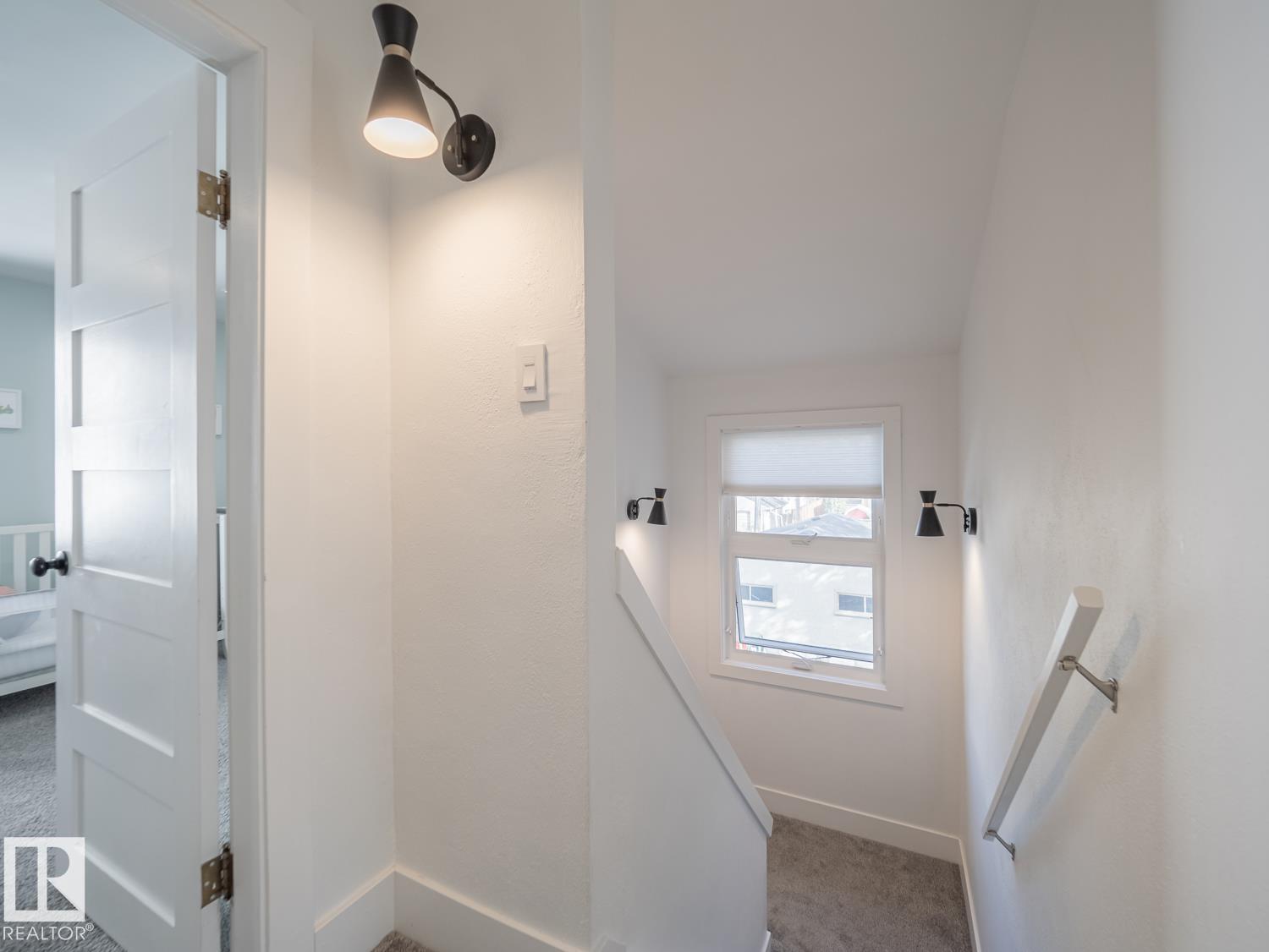 6839 111 St Nw Property Photo 15