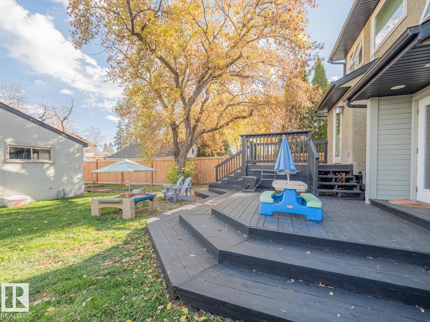 6839 111 St Nw Property Photo 34