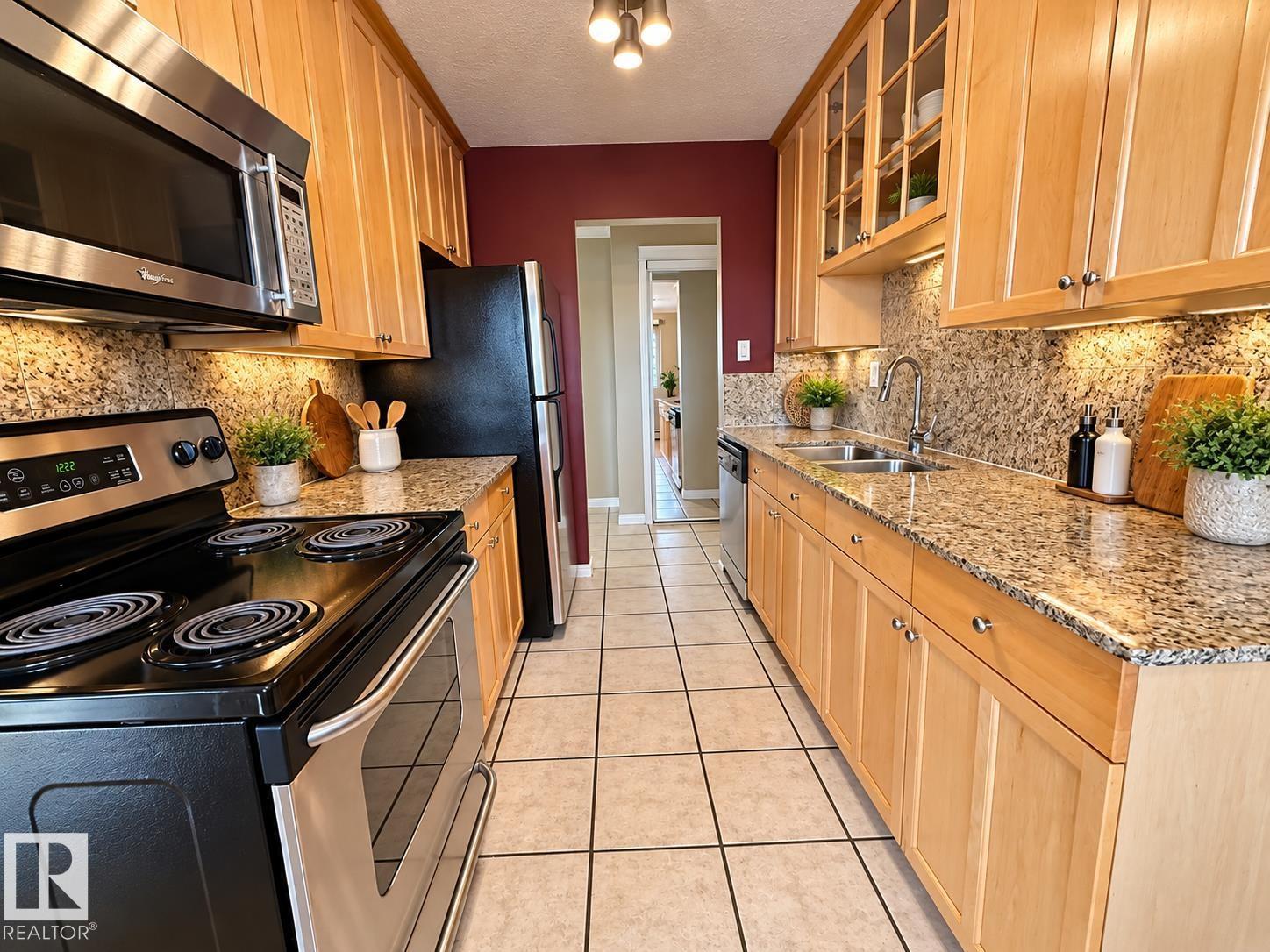#403 9925 83 Av Nw Property Photo 5
