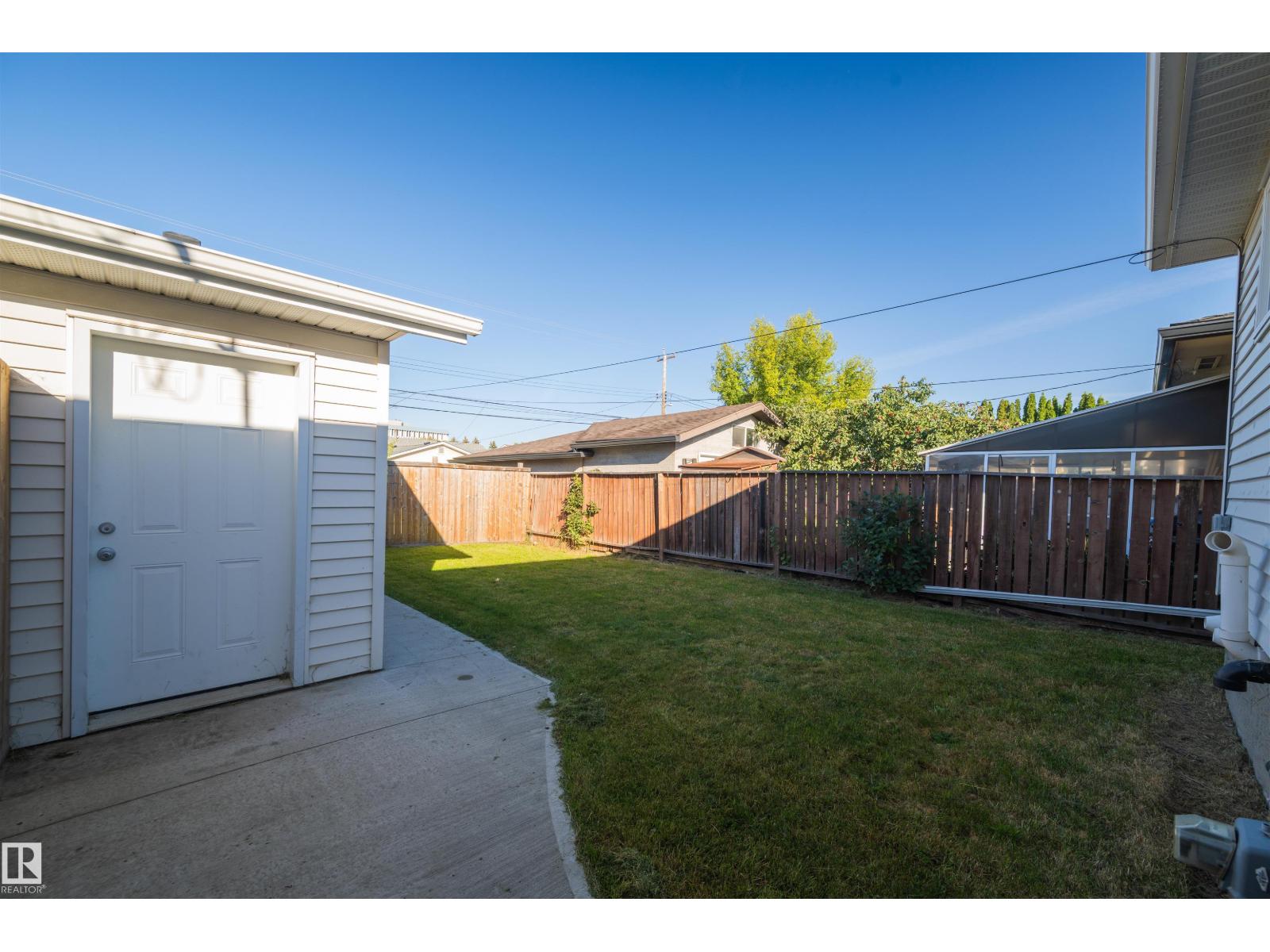 8914 162 St Nw Property Photo 52