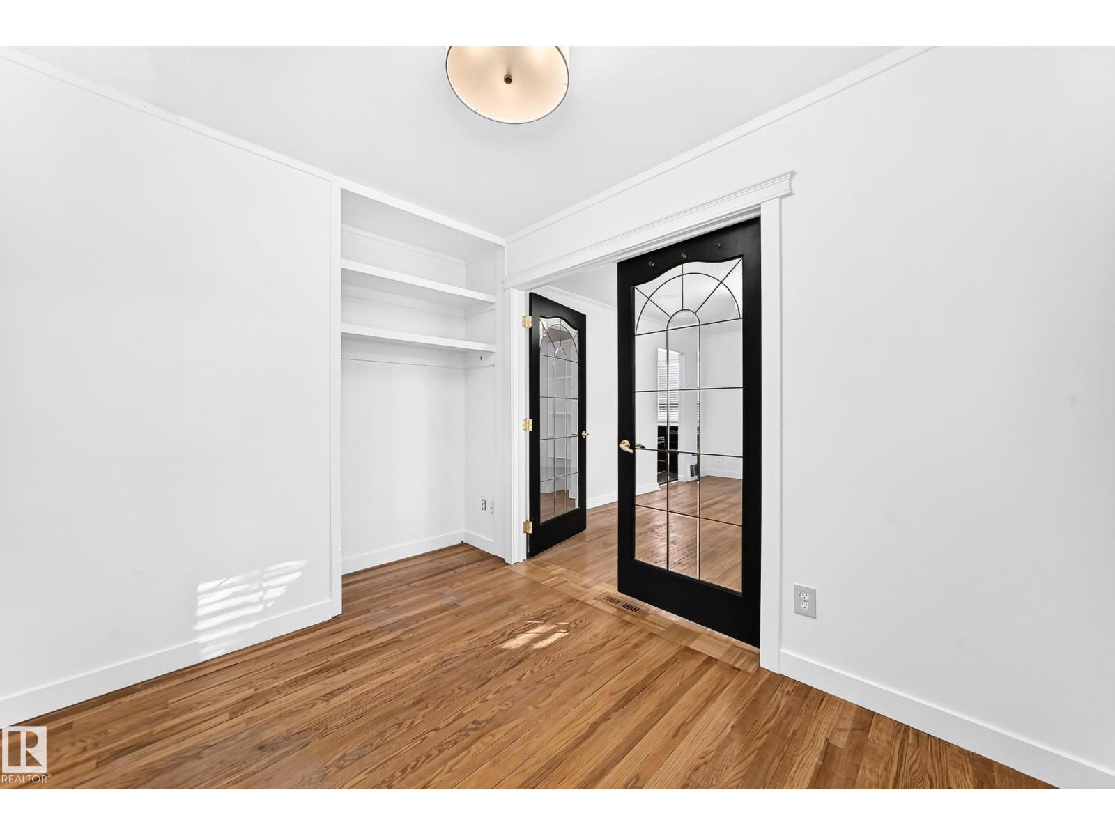 9506 72 Av Nw Property Photo 26