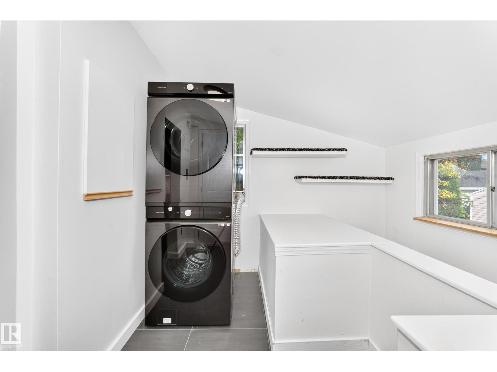 9506 72 Av Nw Property Photo 29
