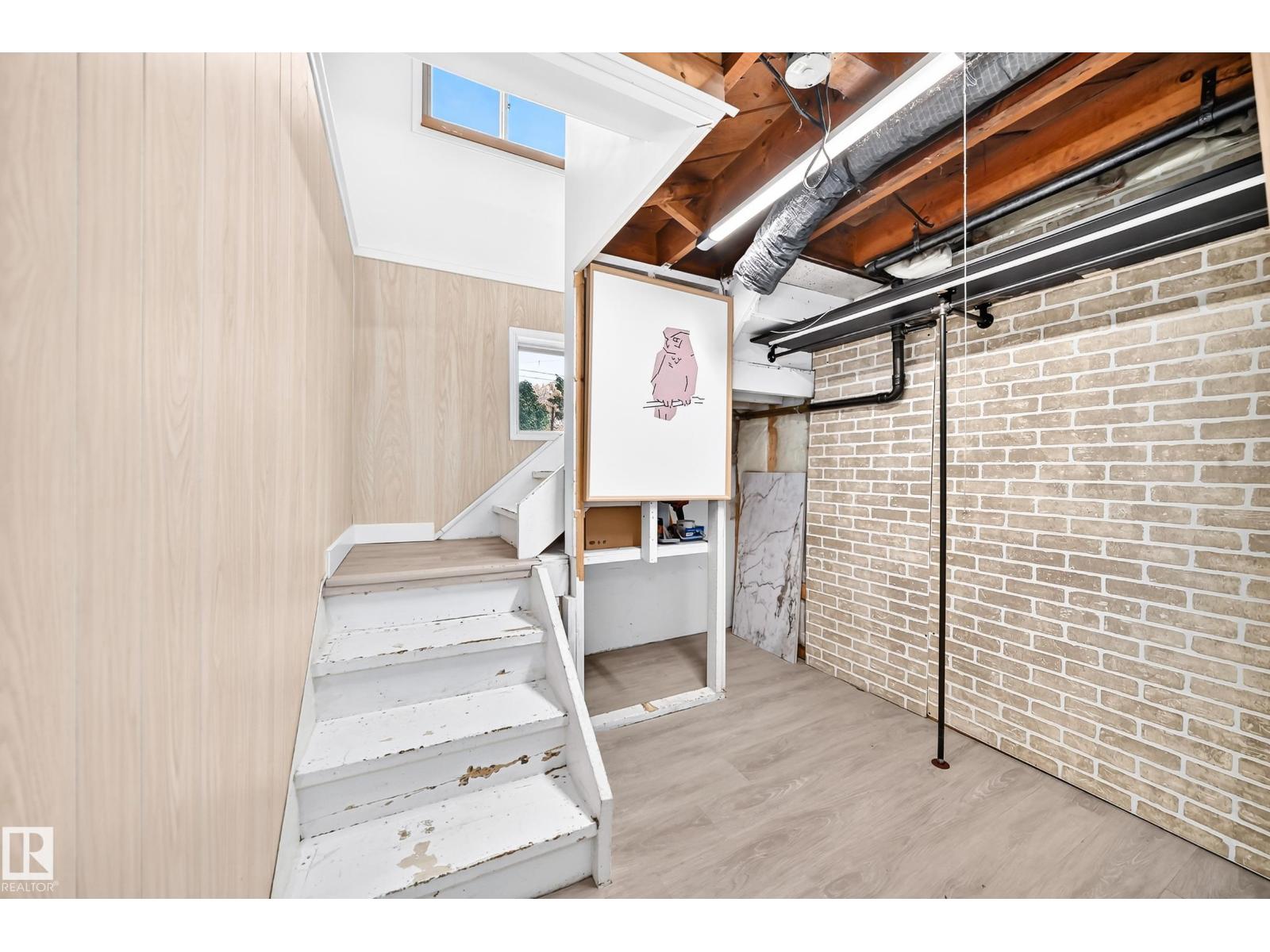 9506 72 Av Nw Property Photo 48