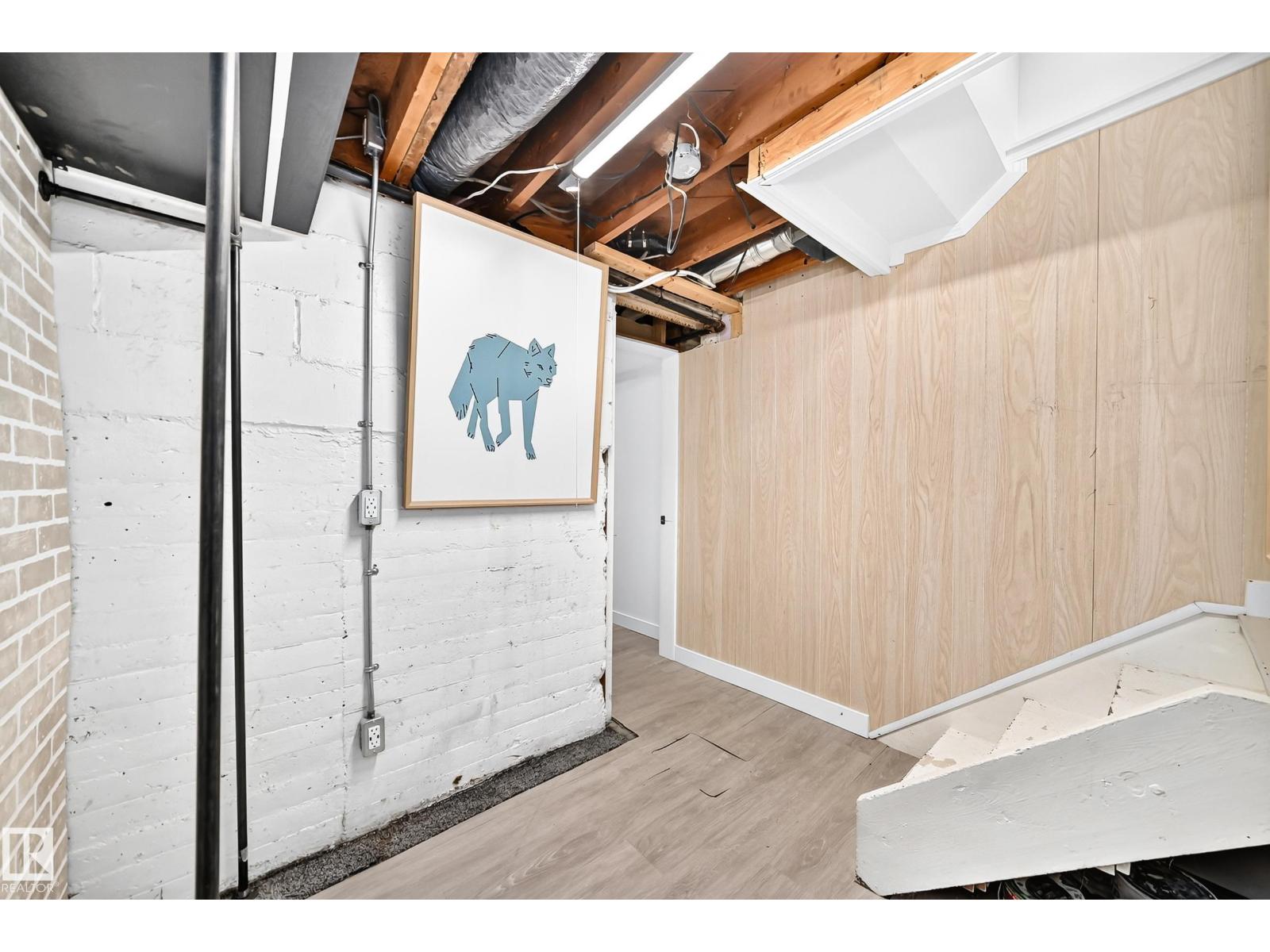9506 72 Av Nw Property Photo 49