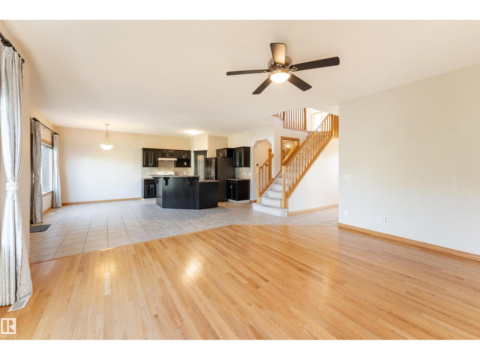 10820 178 Av Nw Property Photo 5