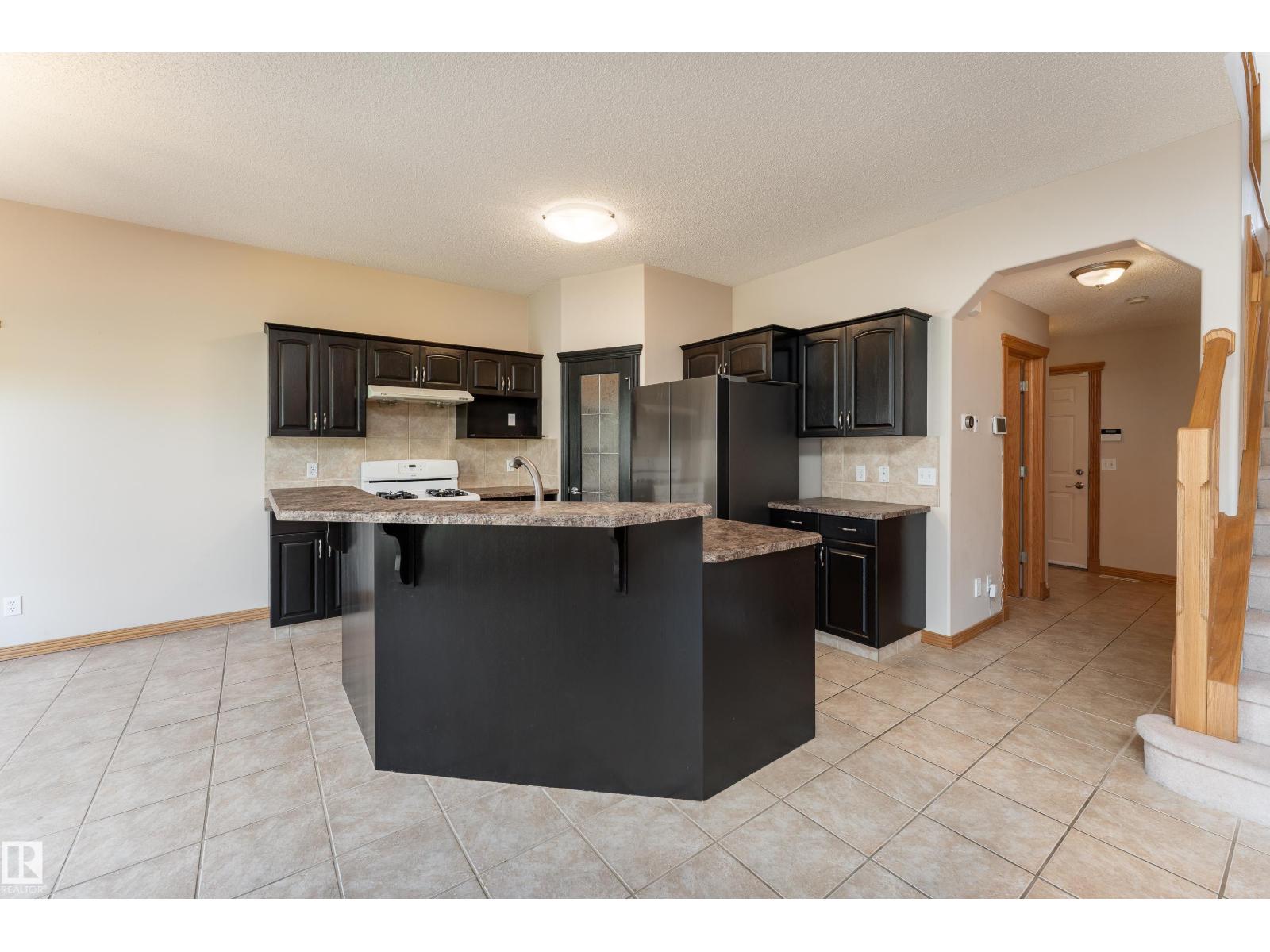 10820 178 Av Nw Property Photo 9