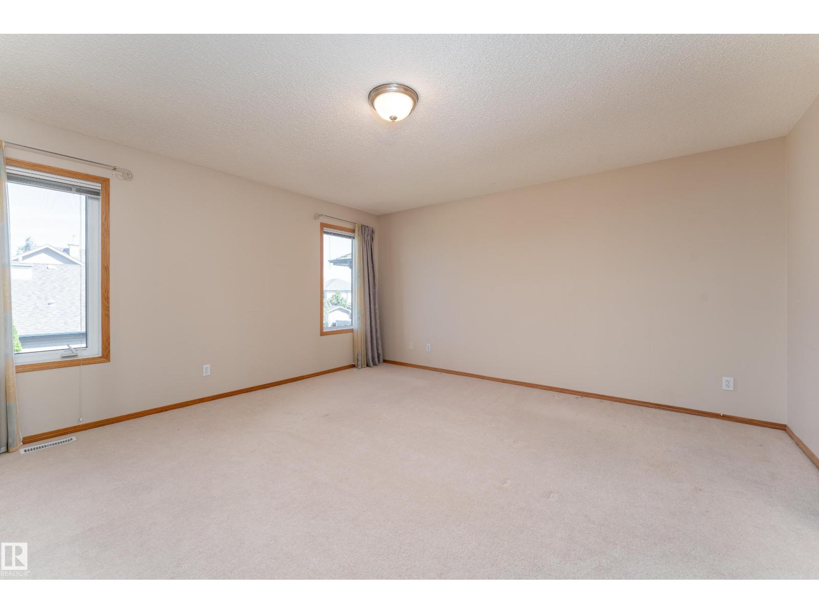 10820 178 Av Nw Property Photo 21