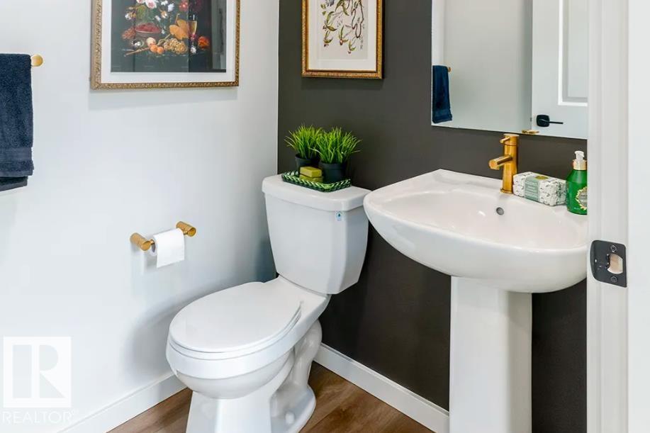 20907 25 Av Nw Property Photo 6