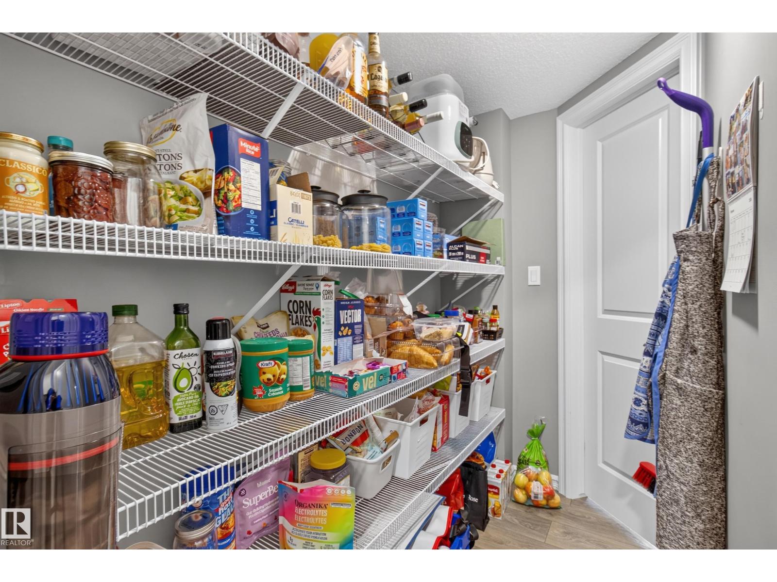 5820 66 St Property Photo 22