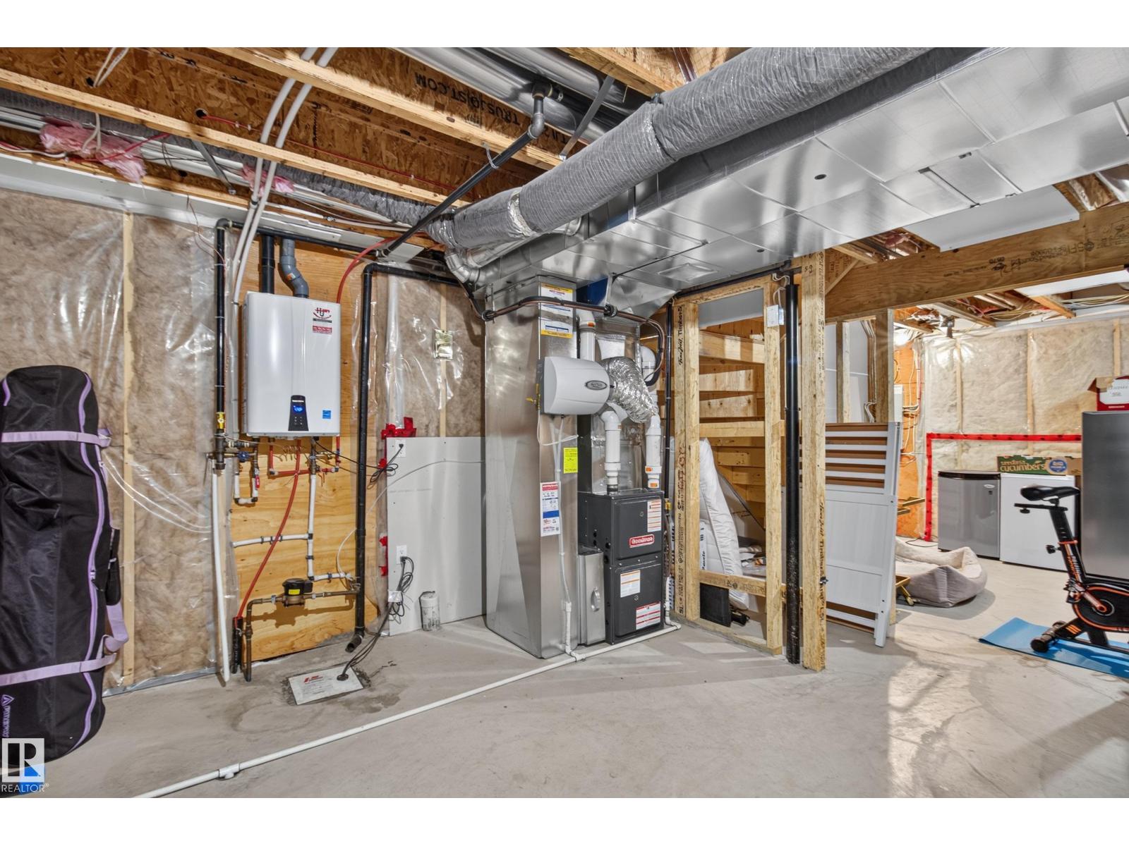 5820 66 St Property Photo 44