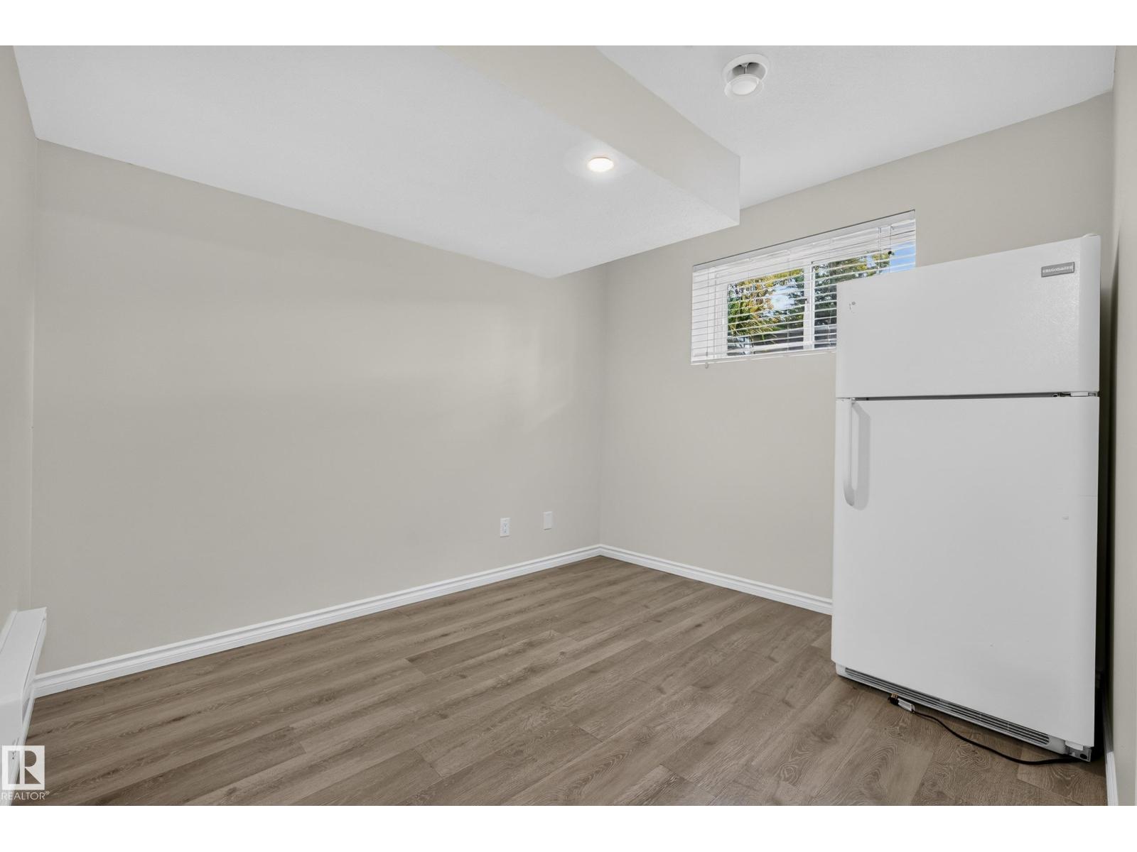 10216 150 St Nw Nw Property Photo 45
