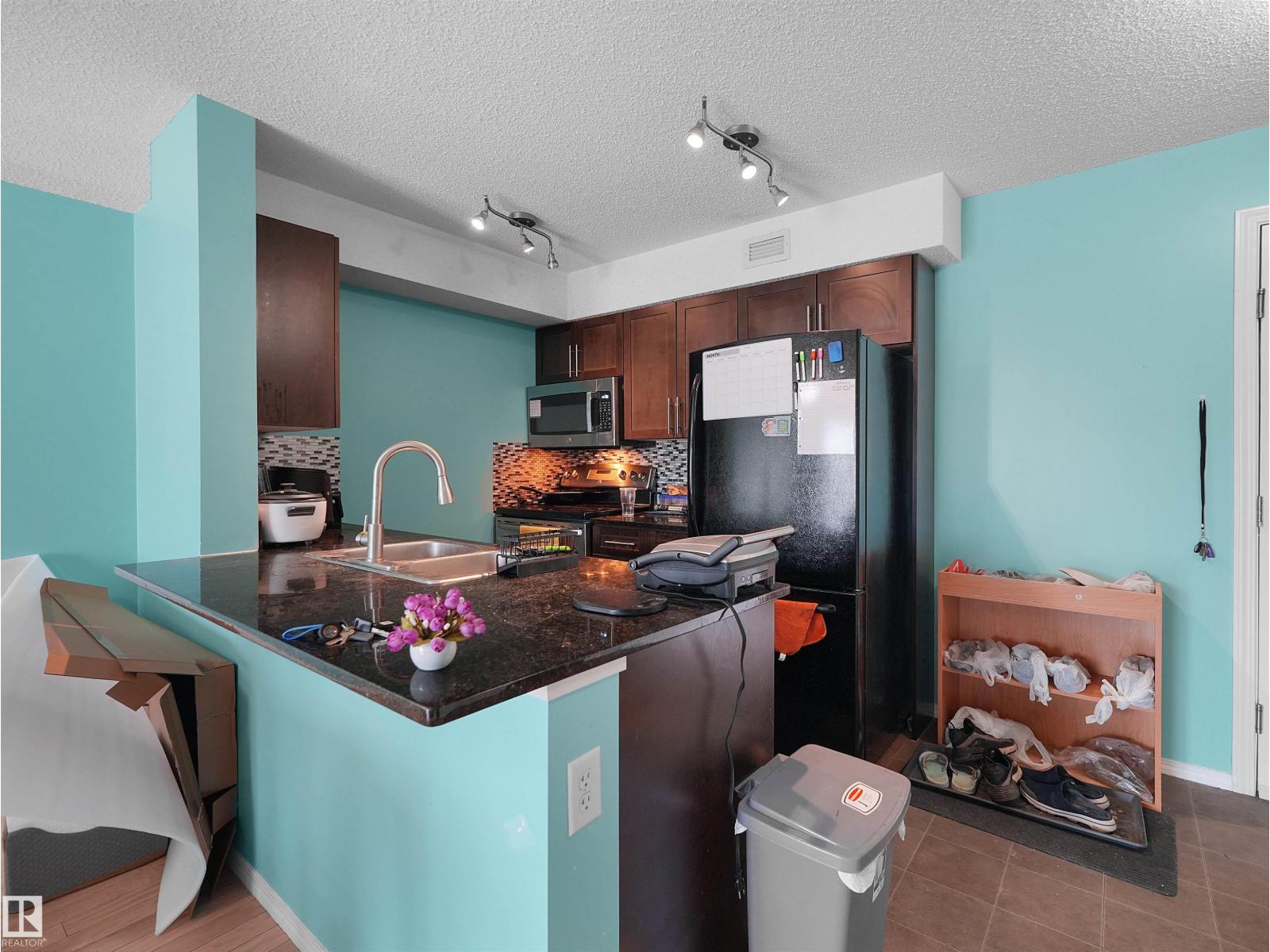 #313 11820 22 Av Sw Property Photo 24