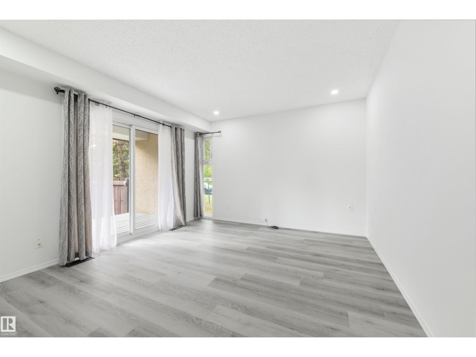 7209 180 St Nw Property Photo 6
