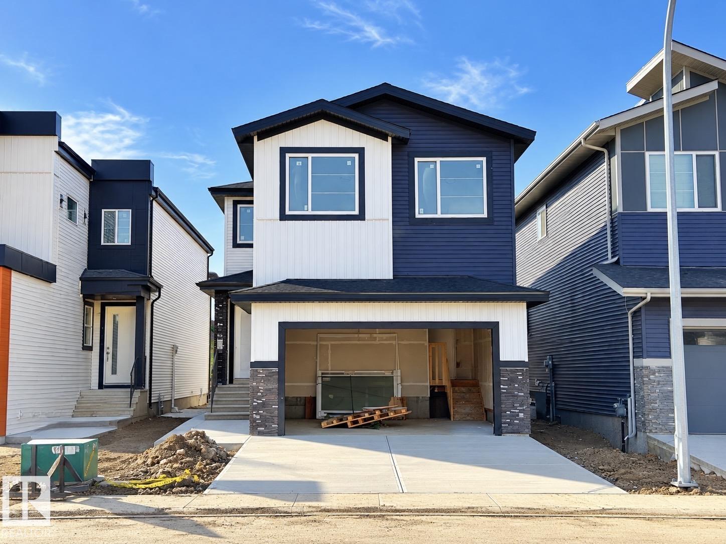 2019 156 AVE NW Property Photo 1