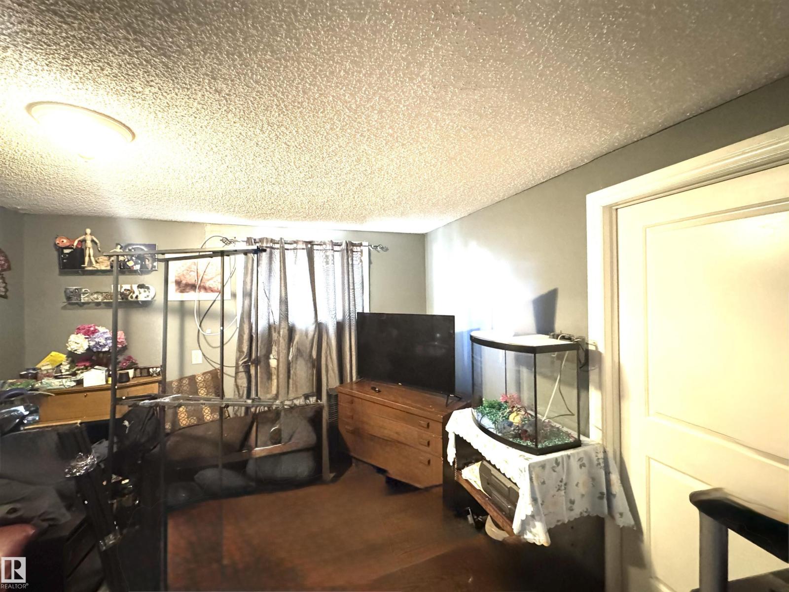 8108 124 Av Nw Property Photo 21