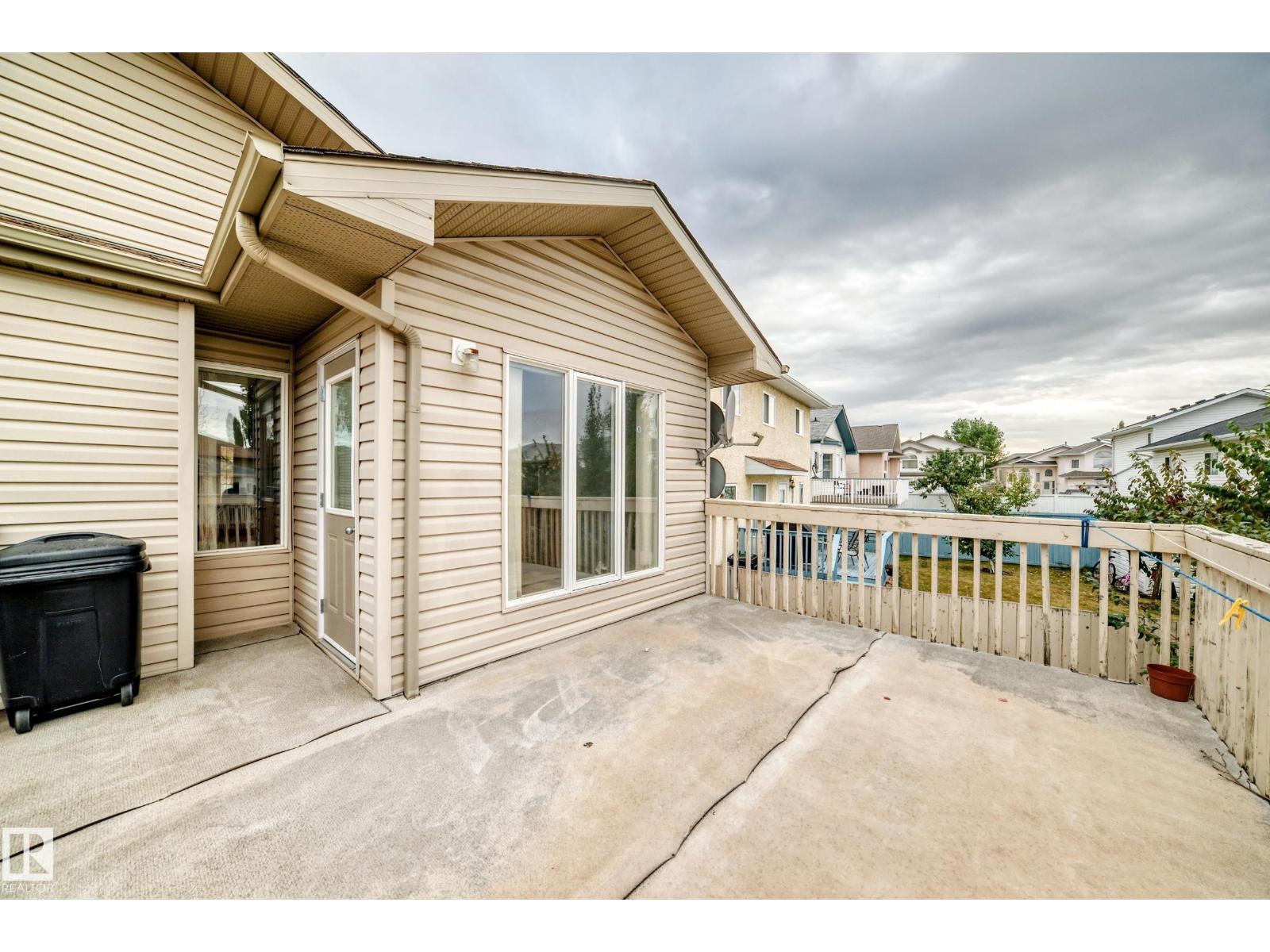 3460 30 St Nw Property Photo 17