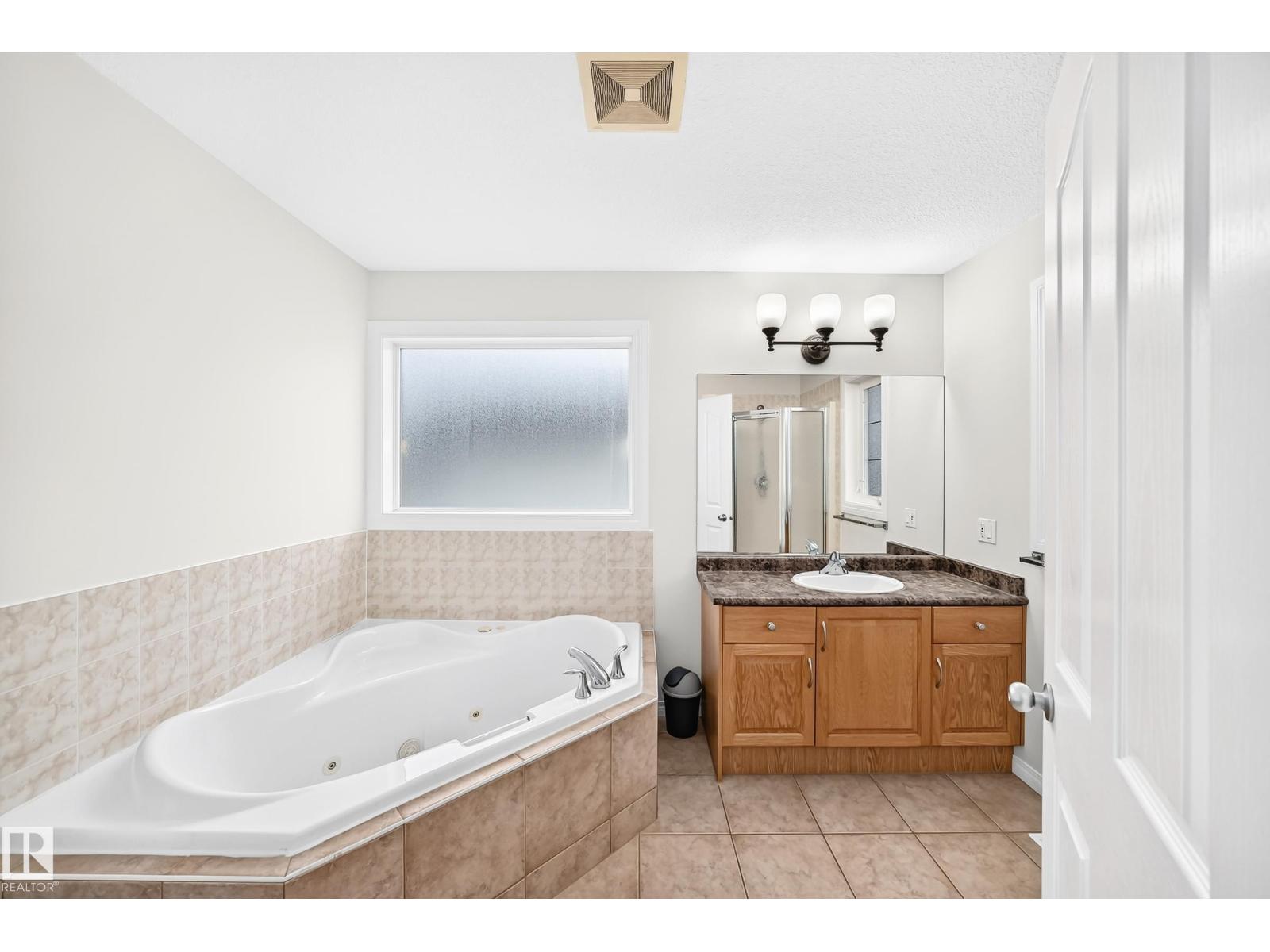 3460 30 St Nw Property Photo 35