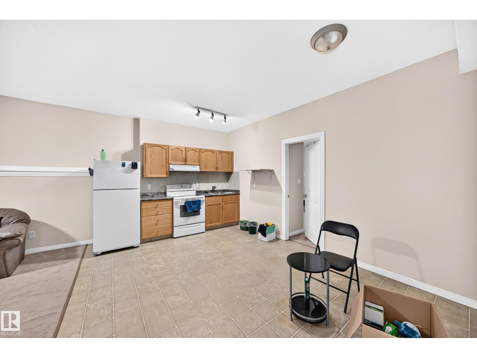3460 30 St Nw Property Photo 44
