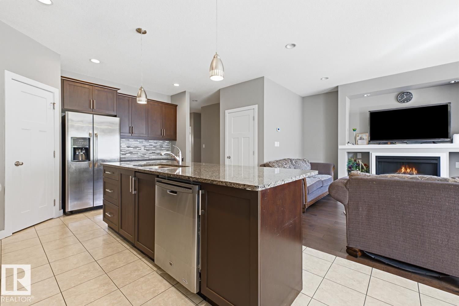 11827 56 St Nw Property Photo 14