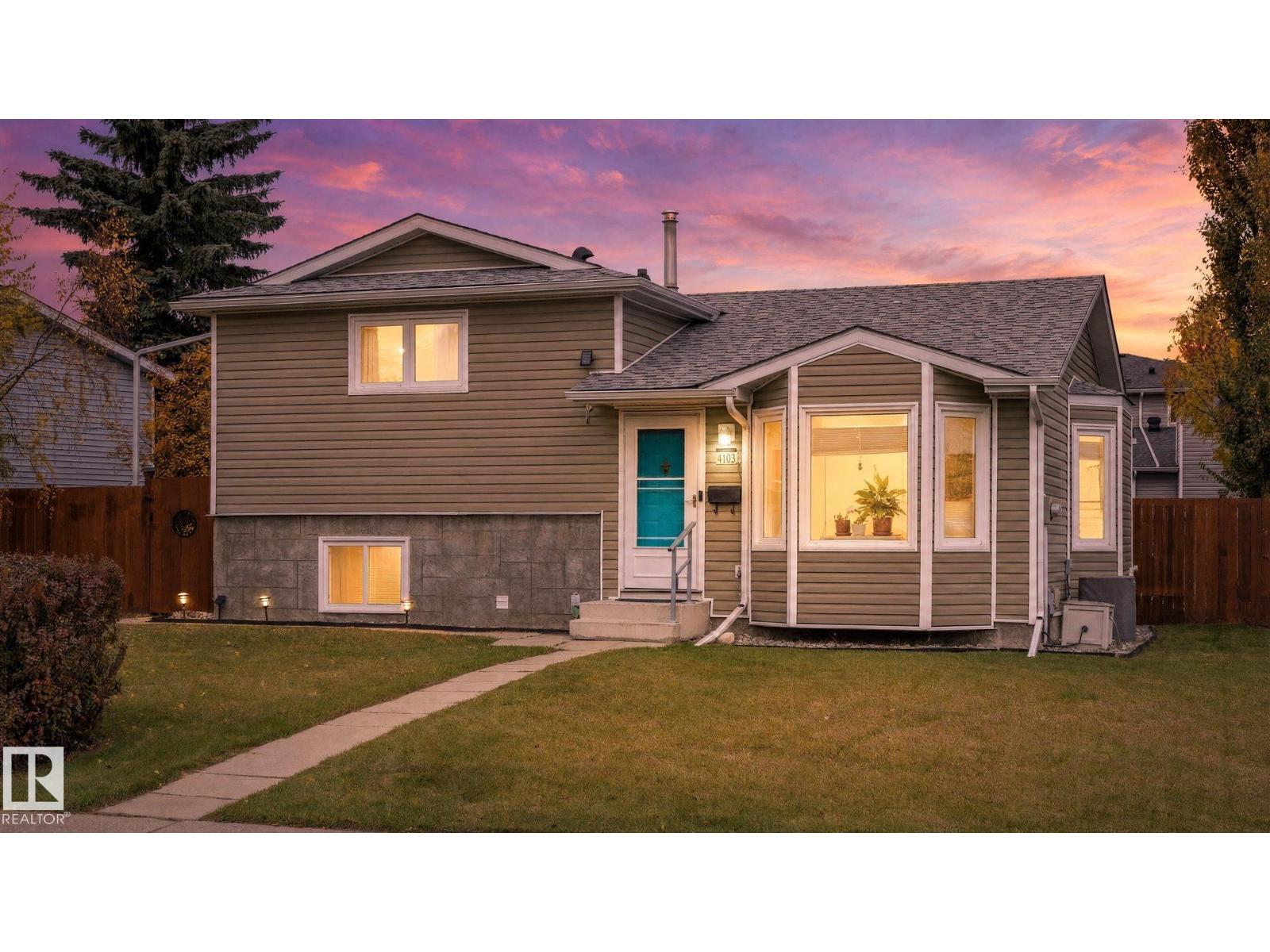 4103 44 AV Property Photo 1