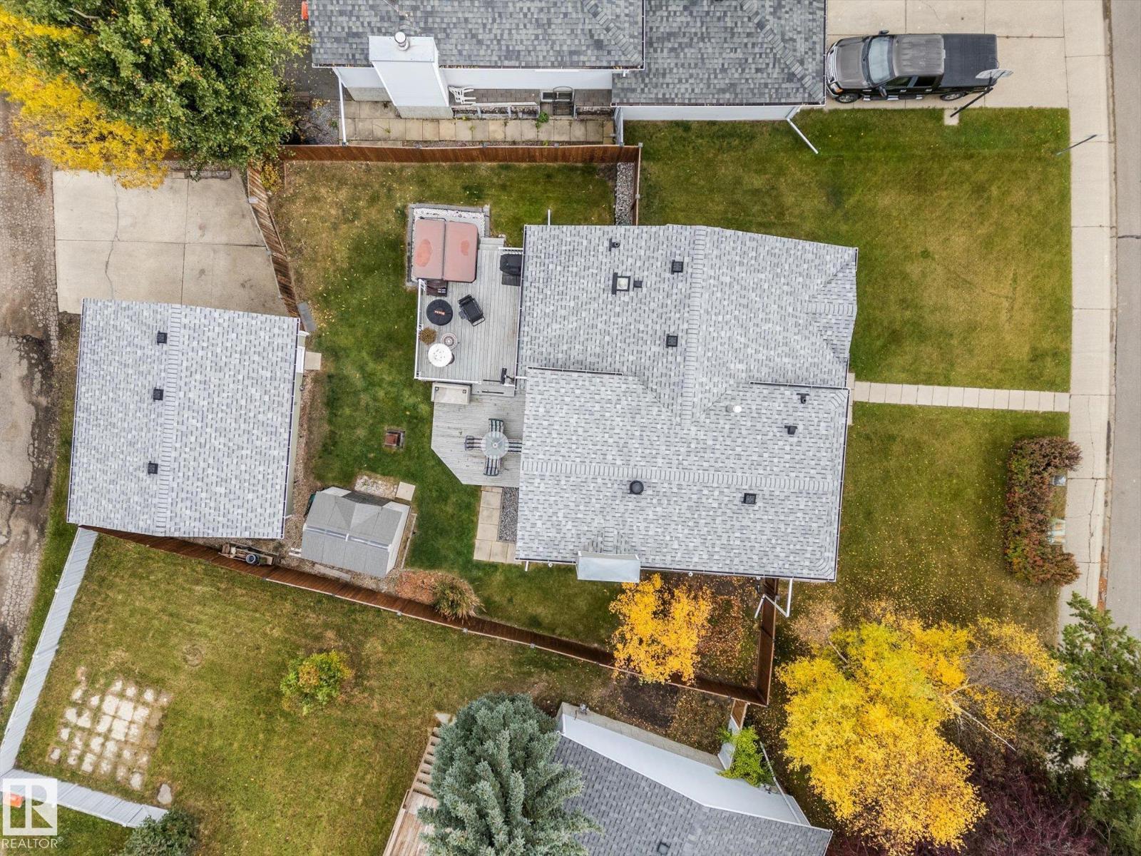 4103 44 Av Property Photo 3