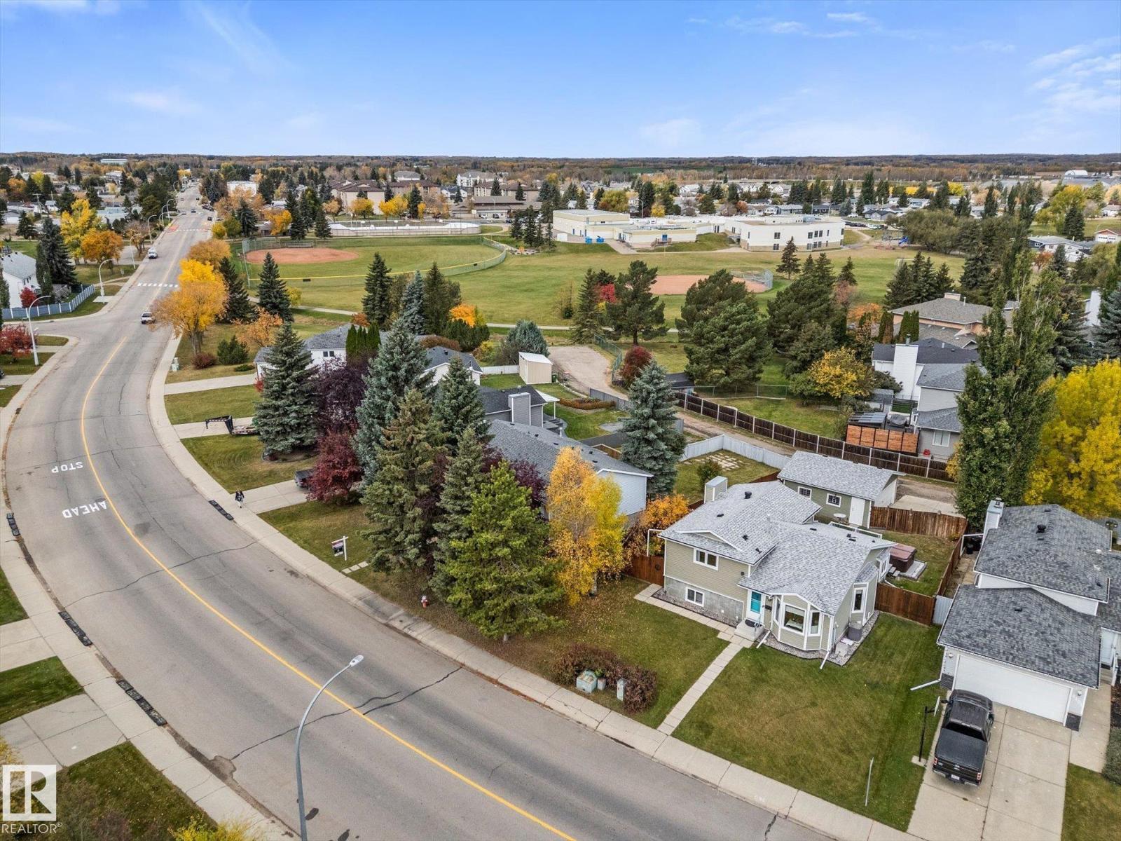 4103 44 Av Property Photo 4