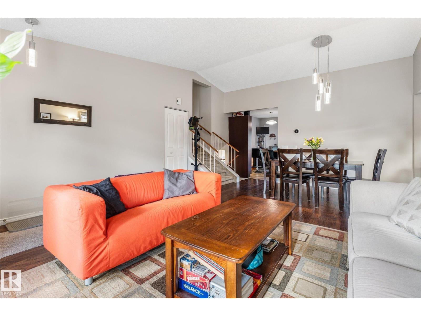 4103 44 Av Property Photo 6