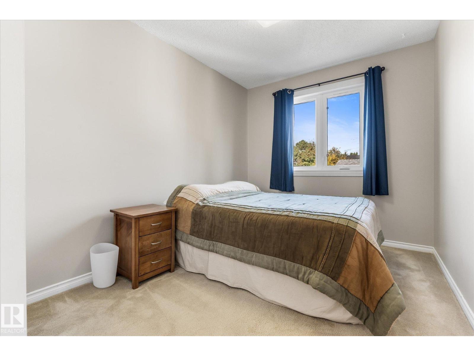 4103 44 Av Property Photo 24