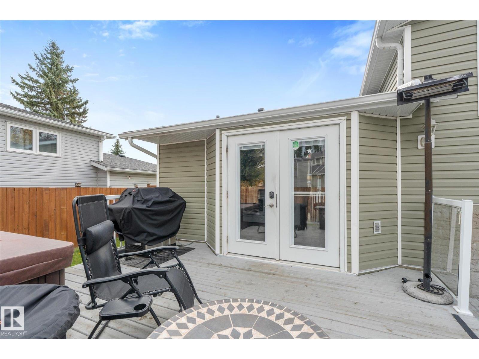 4103 44 Av Property Photo 34