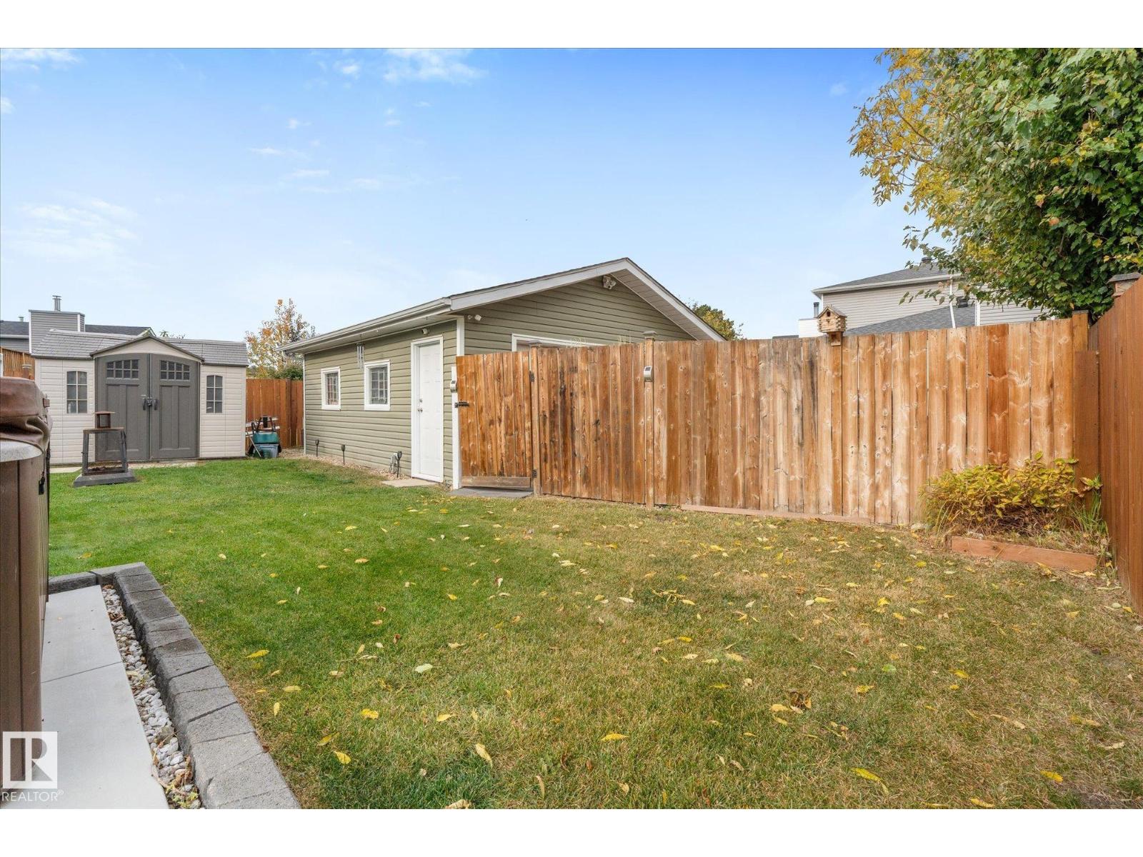 4103 44 Av Property Photo 43