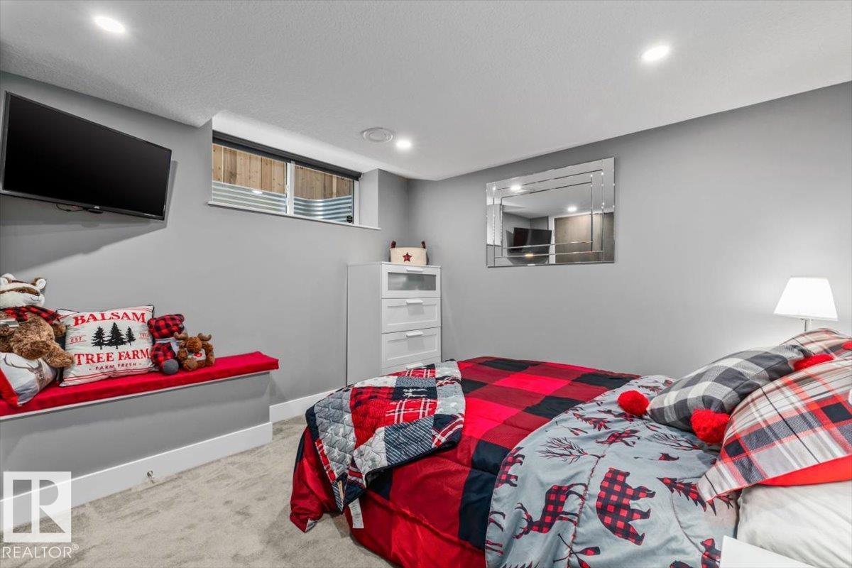 1 Hilton Cv Property Photo 46