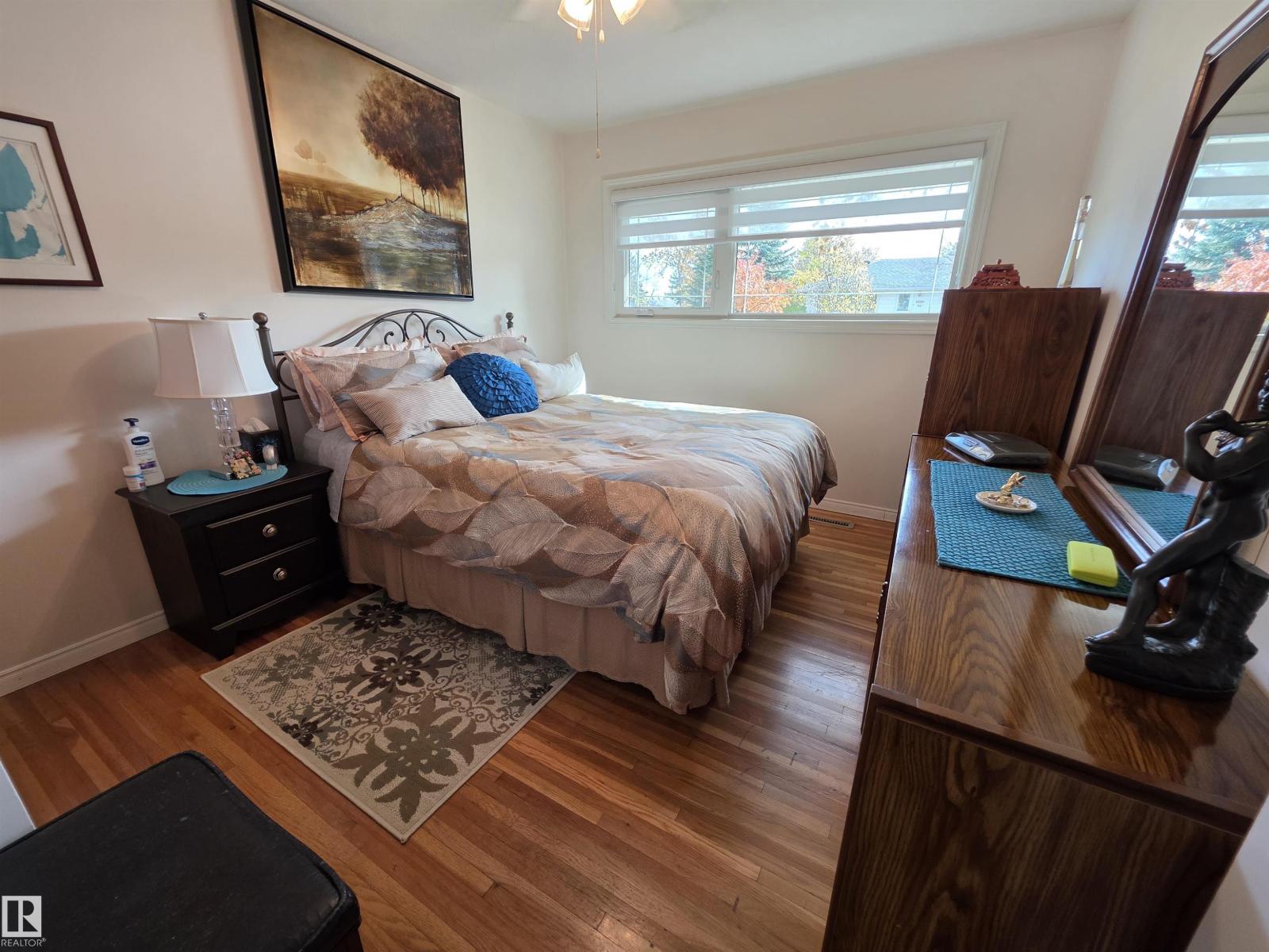 5308 48 St Property Photo 16