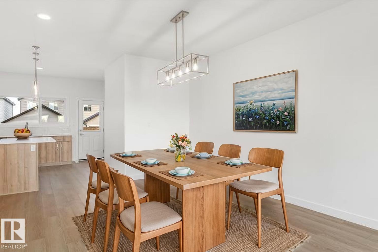 1012 14 Av Nw Property Photo 6